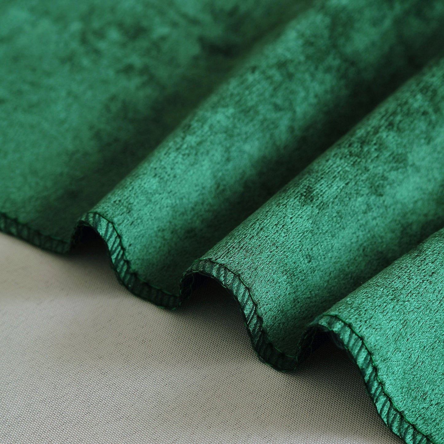 Hunter Emerald Green Soft Velvet Table Overlay