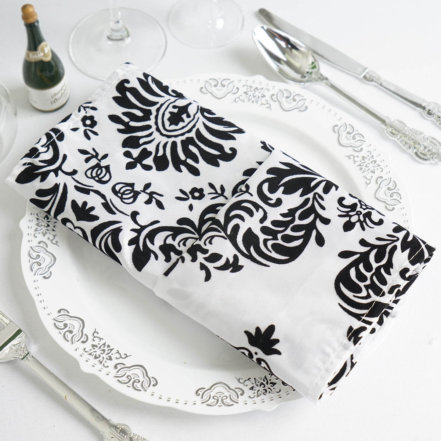 5 Pack | Black/White Damask Flocking Cloth Dinner Napkins, Reusable Linen | 20"x20''