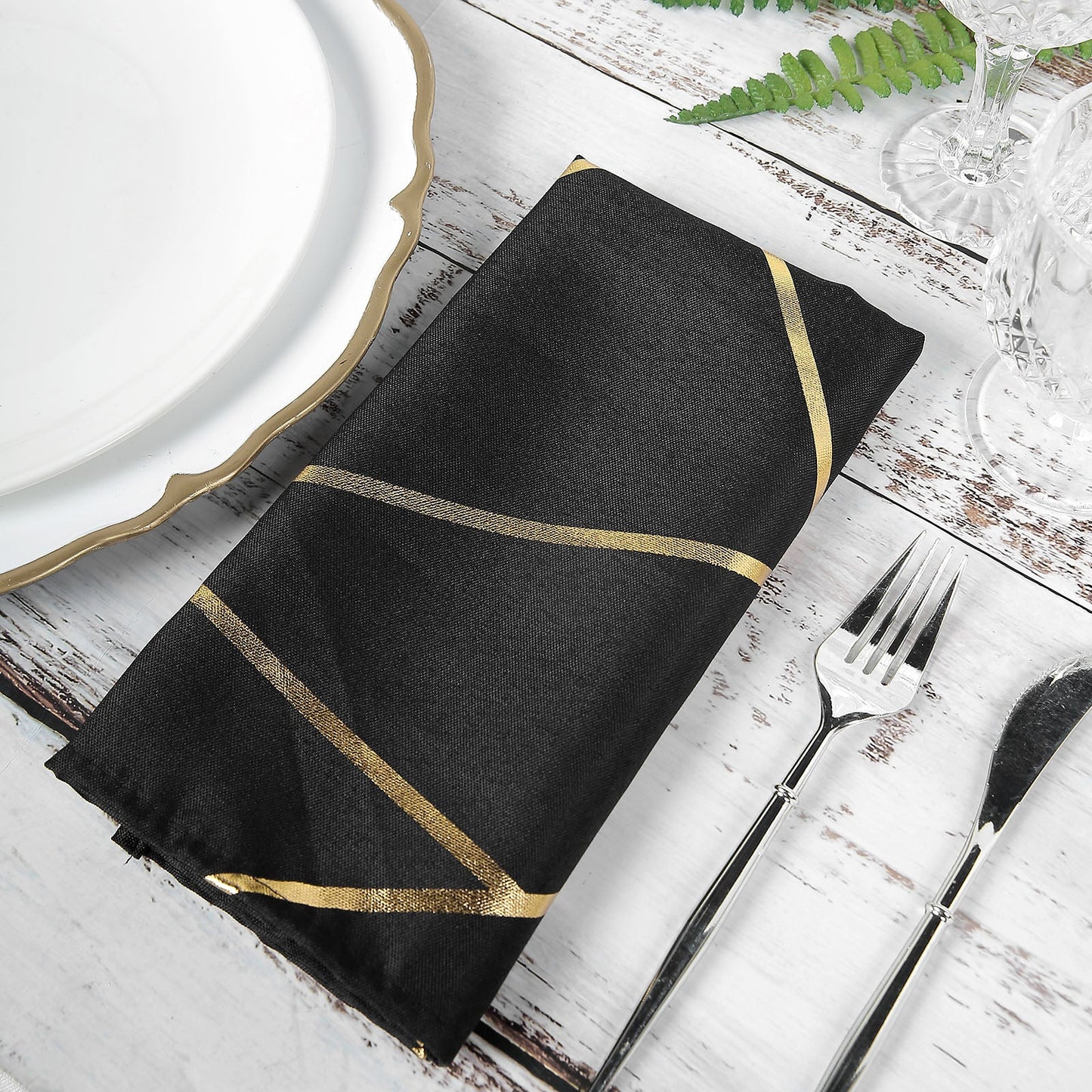 Modern black and gold geometric cloth dinner napkin 20"x20" - 5 pack.