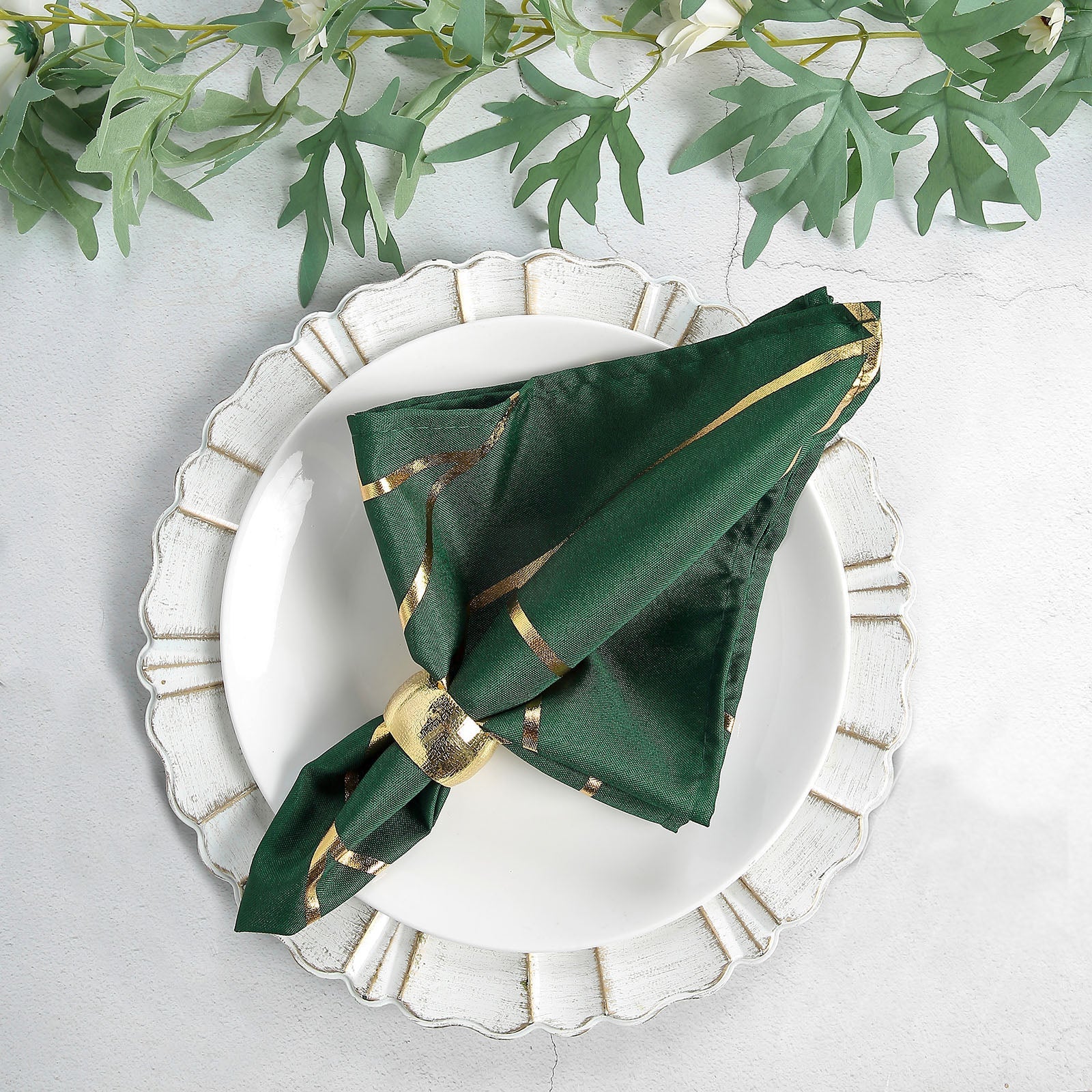 Gold Geometric Design Dinner Napkins Hunter Emerald Green Polyester 20x20 Inches