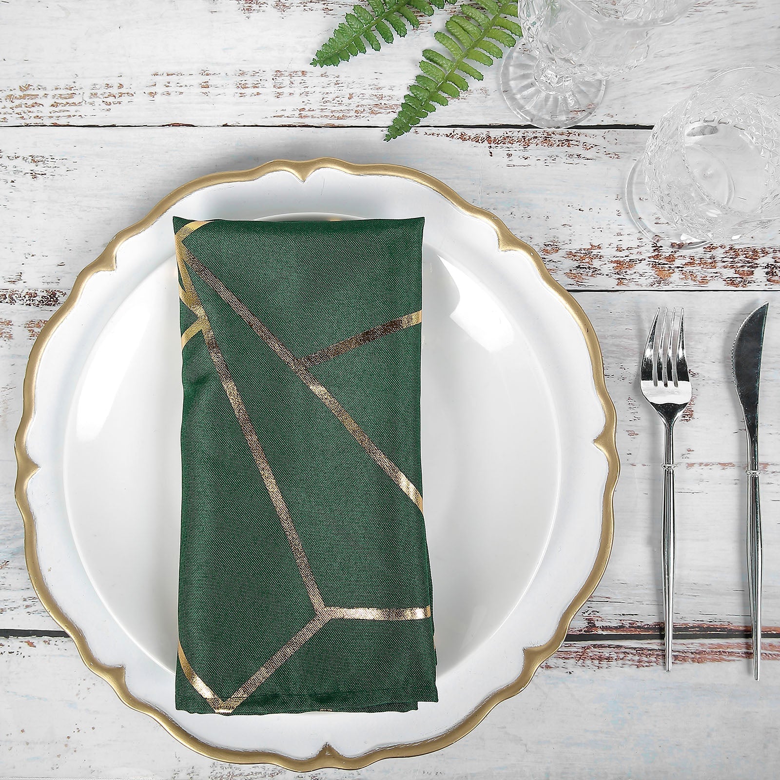 Square Hunter Emerald Green Dinner Napkins With Gold Geometric Design Polyester 20x20 Inches