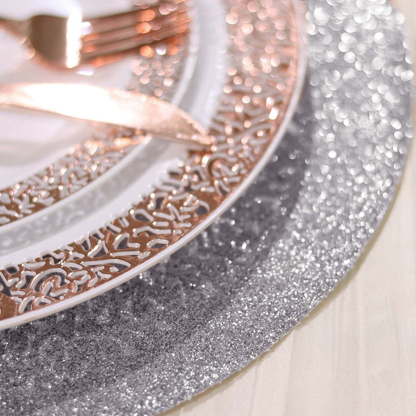 6 Pack Decorative Round Placemats in Silver Non Slip