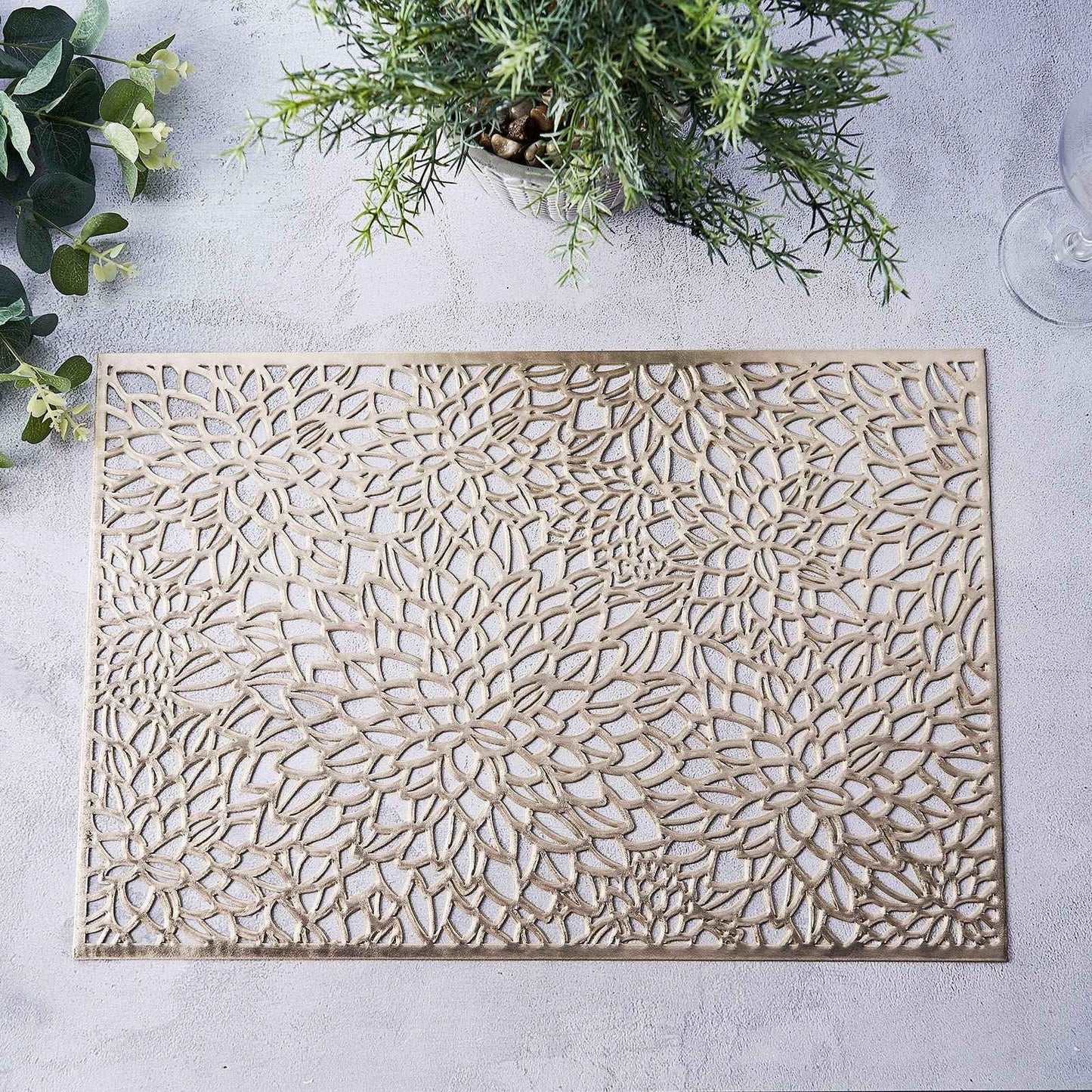 6 Pack Gold Vinyl Placemats, Metallic Floral Non-Slip Rectangle Dining Table Mats 12"x18"