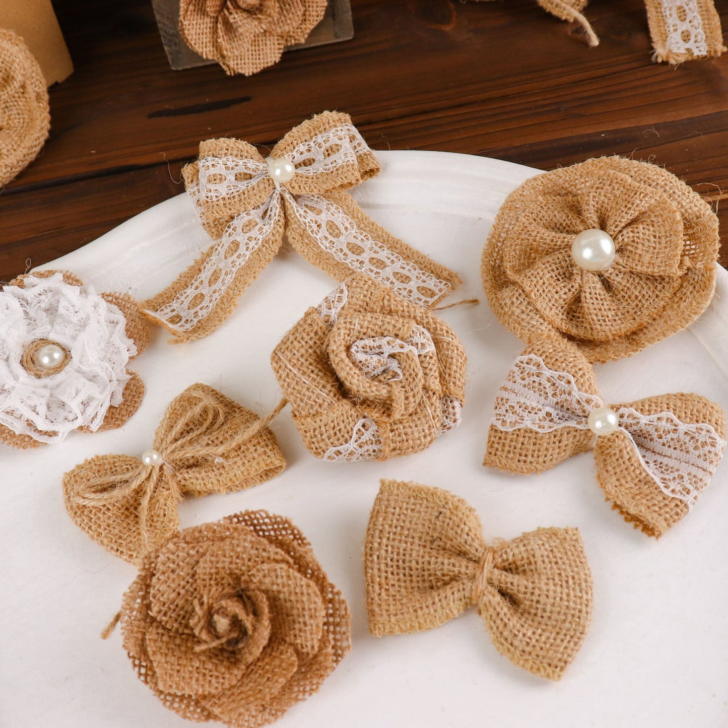 Natural burlap flower and bows set with lace ribbon, 24 pieces.