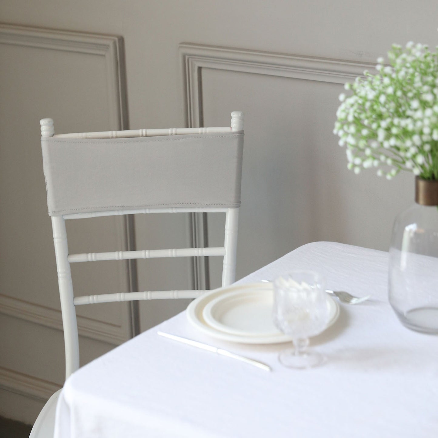 5 Inch x 14 Inch Silver Stretch Spandex Chair Sashes With Silver Diamond Buckle Rings