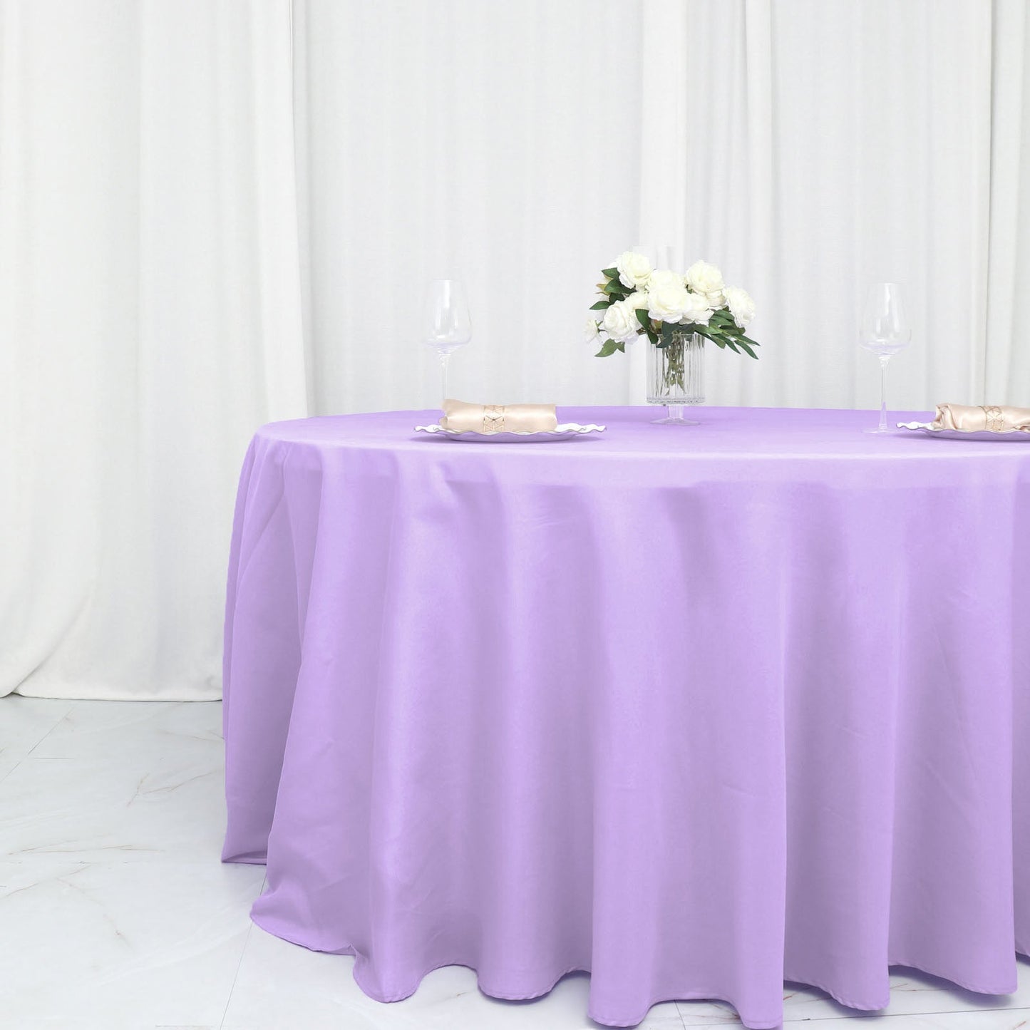 132inc Lavender Lilac Seamless Polyester Round Tablecloth