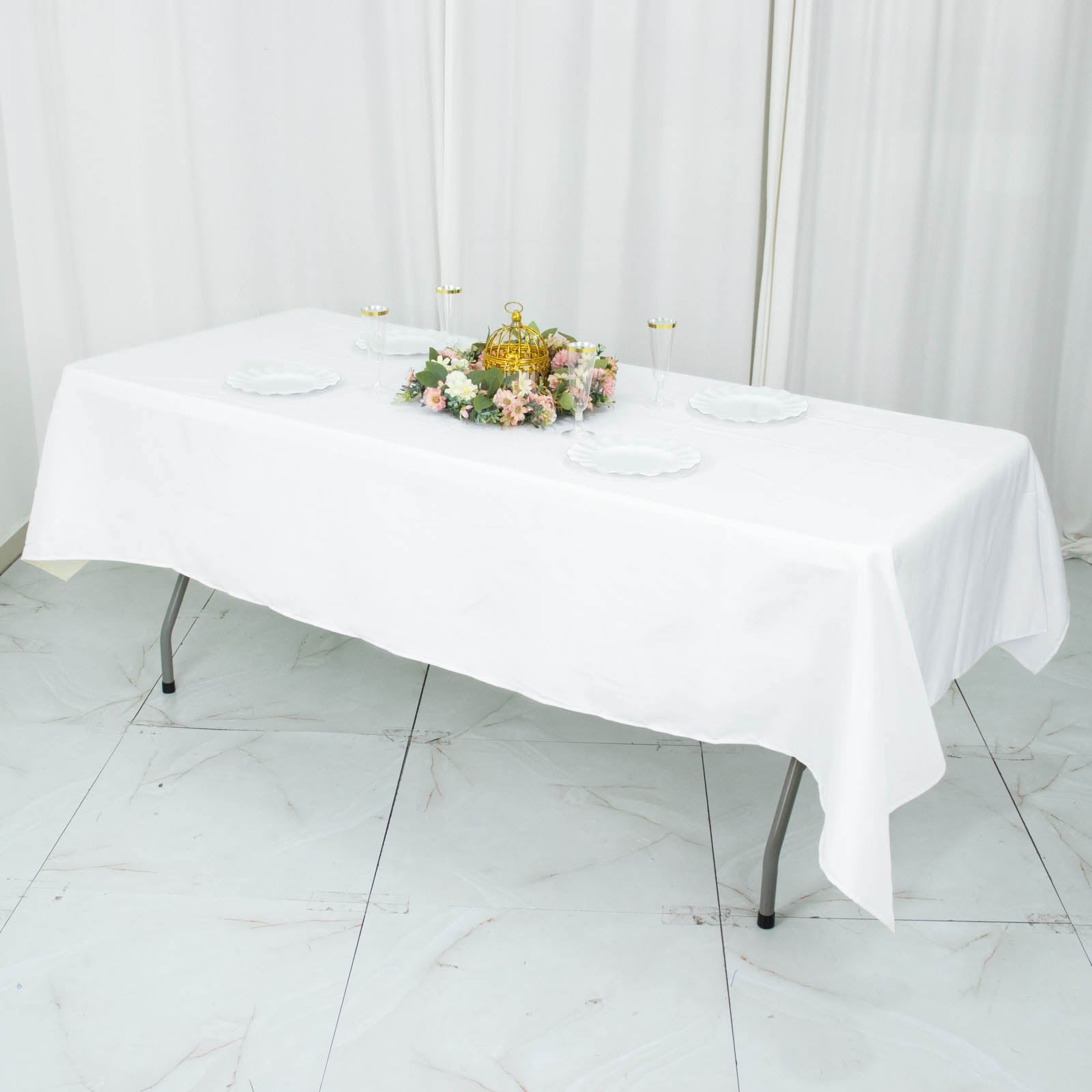 54x96inch White 200 GSM Seamless Premium Polyester Rectangle Tablecloth