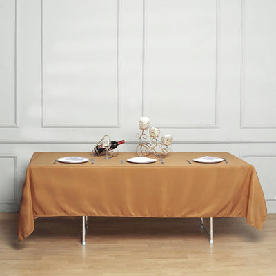 Versatile and Functional Table Covering