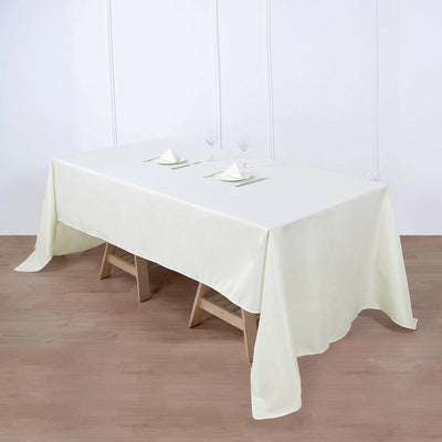 Sophisticated Elegance with Ivory Tablecloth
