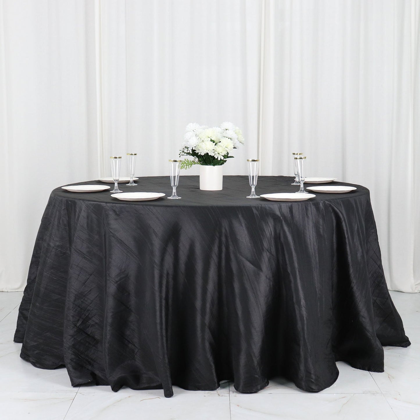 132" Black Accordion Crinkle Taffeta Seamless Round Tablecloth