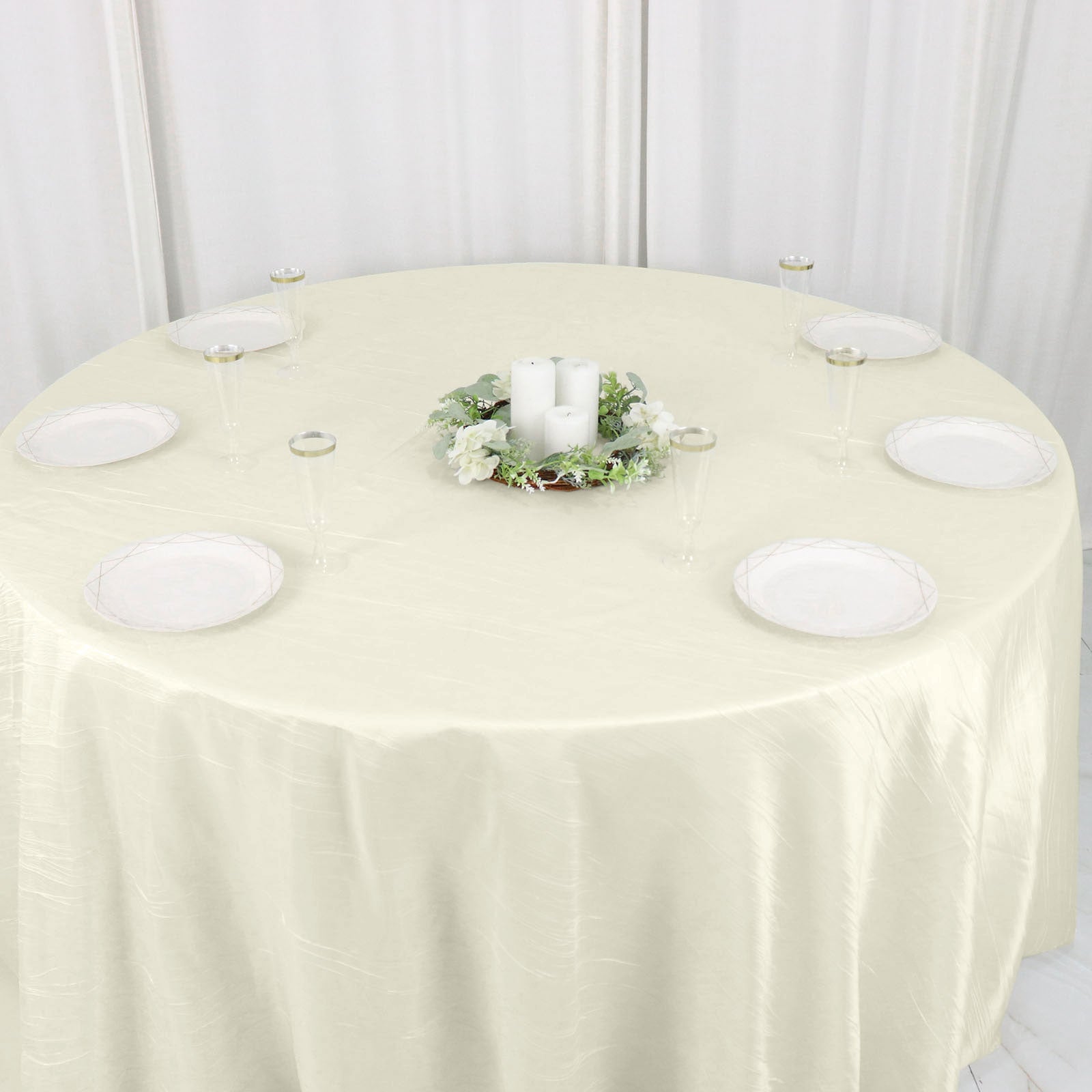 Seamless 132 Inch Round Ivory Crinkle Taffeta Material Tablecloth  