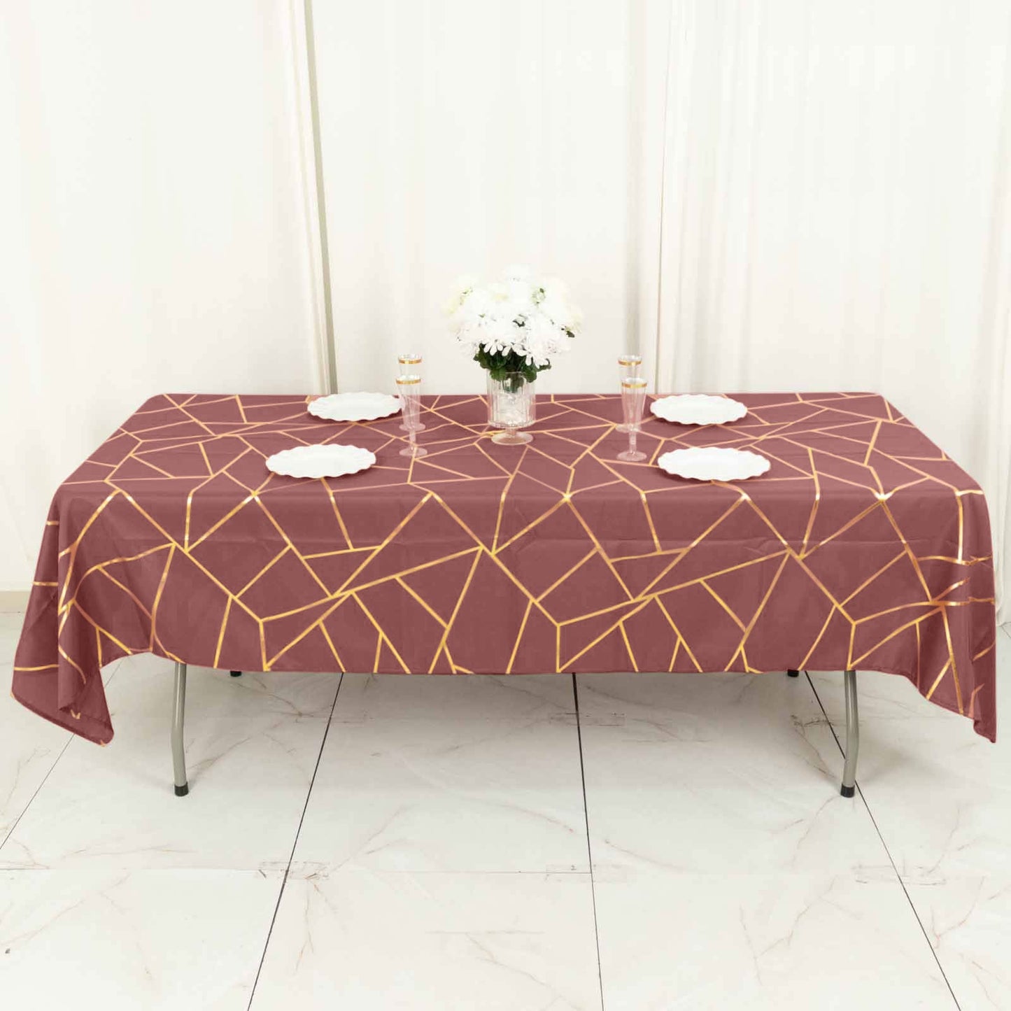 60"x102" Cinnamon Rose Polyester Rectangle Tablecloth With Gold Foil Geometric Pattern