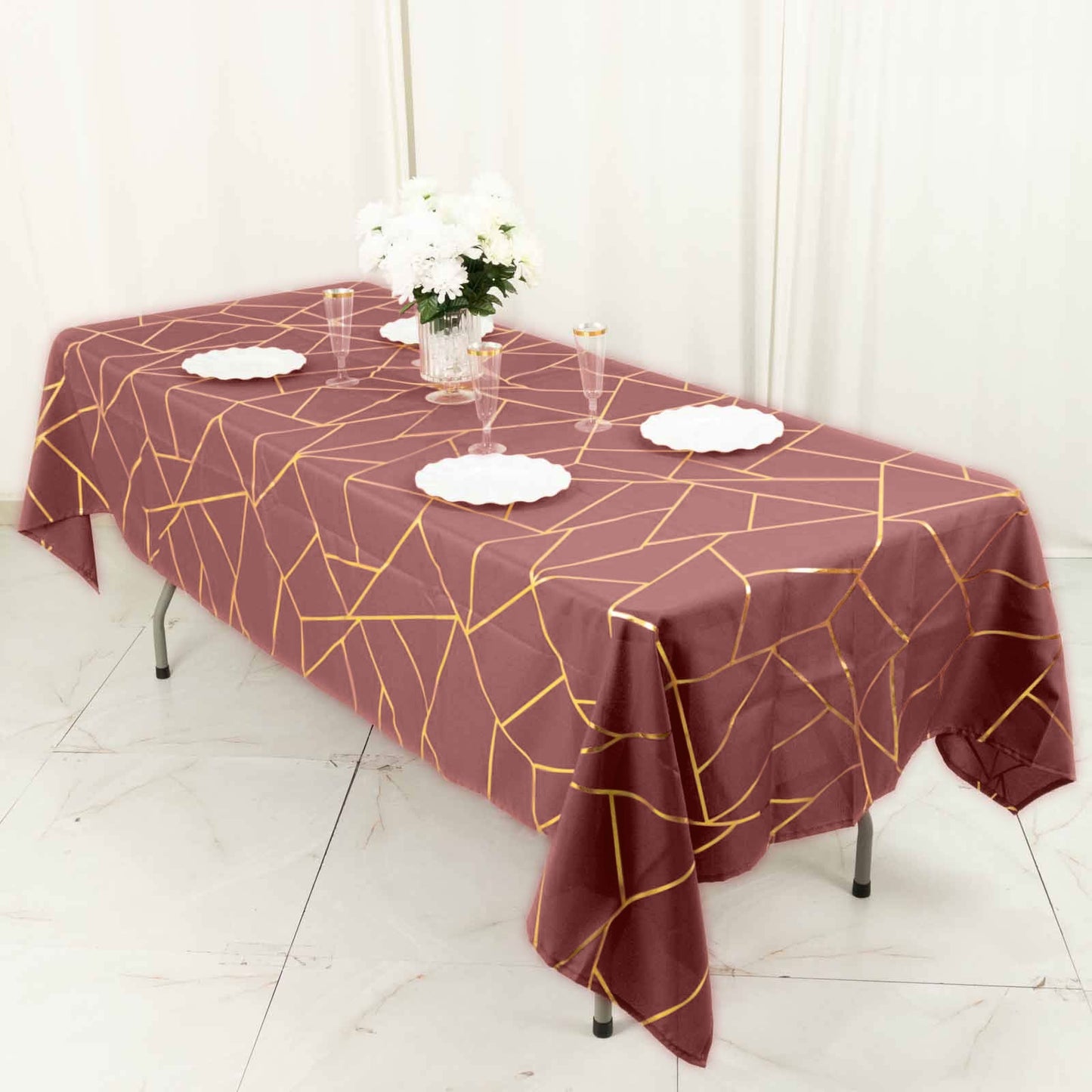 60x102inch Cinnamon Rose Polyester Rectangle Tablecloth With Gold Foil Geometric Pattern