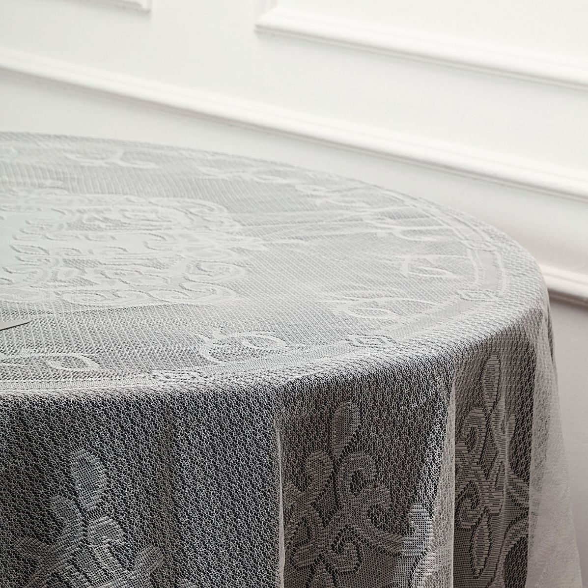 90 Inch Ivory Round Tablecloth in Premium Lace