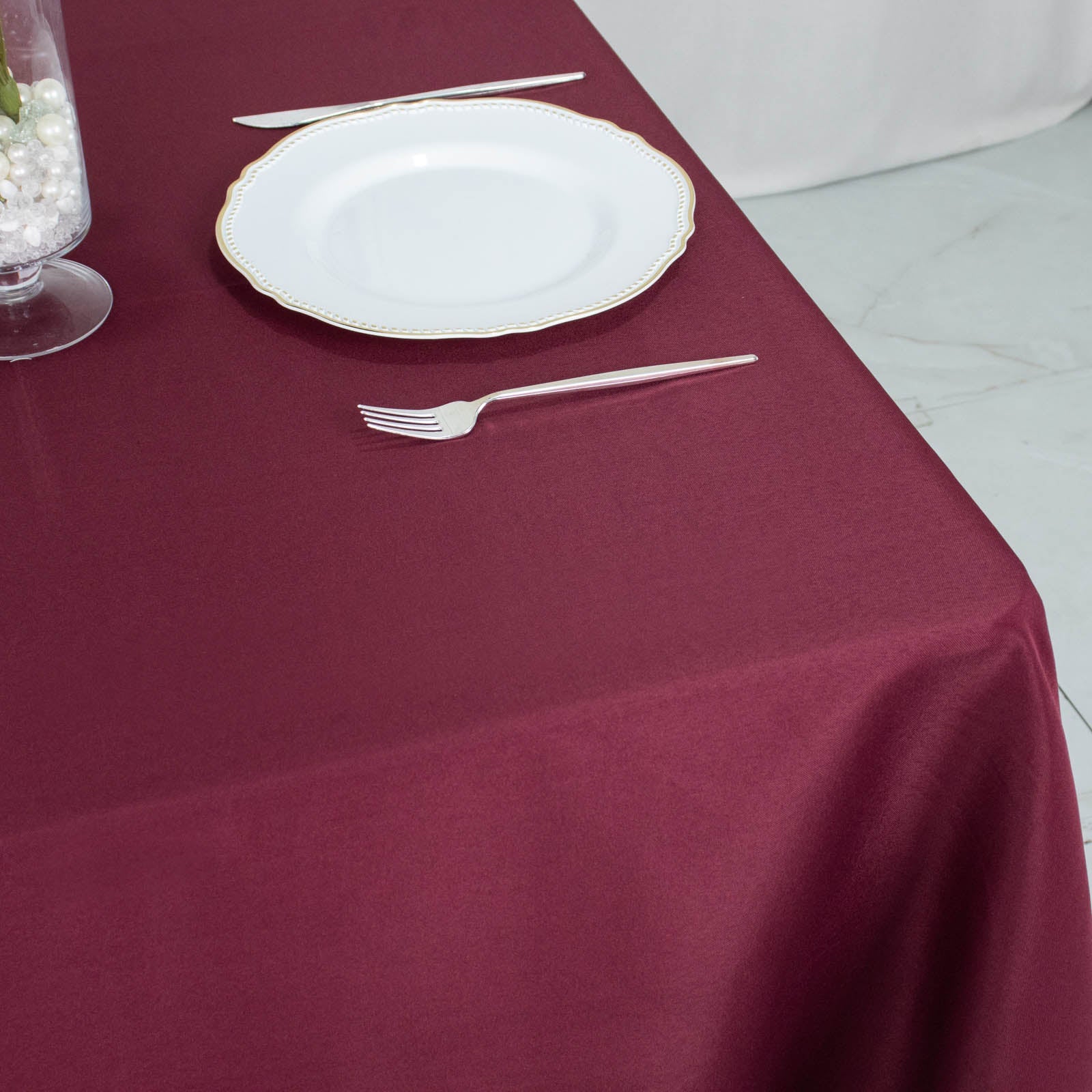 70inch Burgundy 200 GSM Seamless Premium Polyester Square Tablecloth