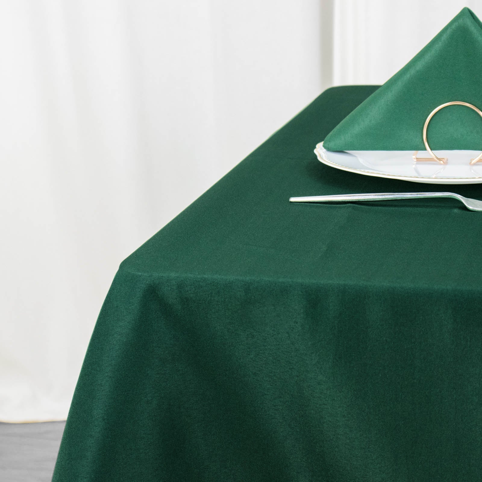 70x70inch Hunter Emerald Green 200 GSM Premium Seamless Polyester Square Tablecloth