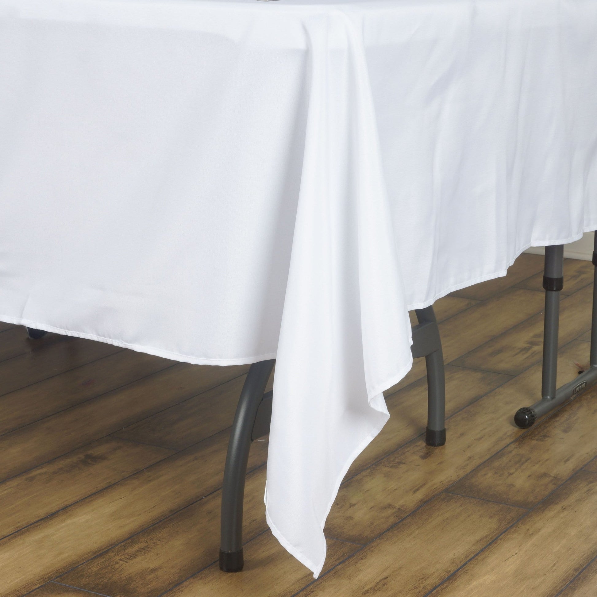 70 Inch Polyester White Square Tablecloth