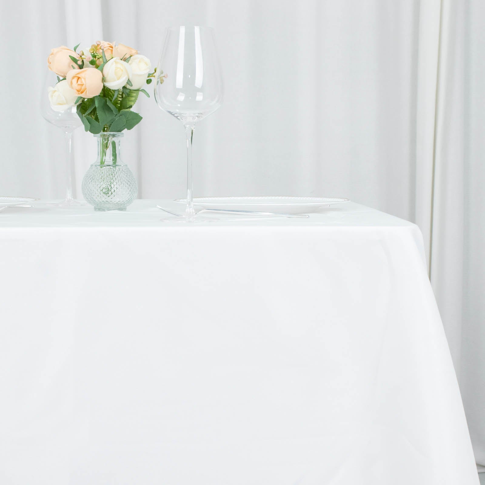 70inch White 200 GSM Seamless Premium Polyester Square Tablecloth