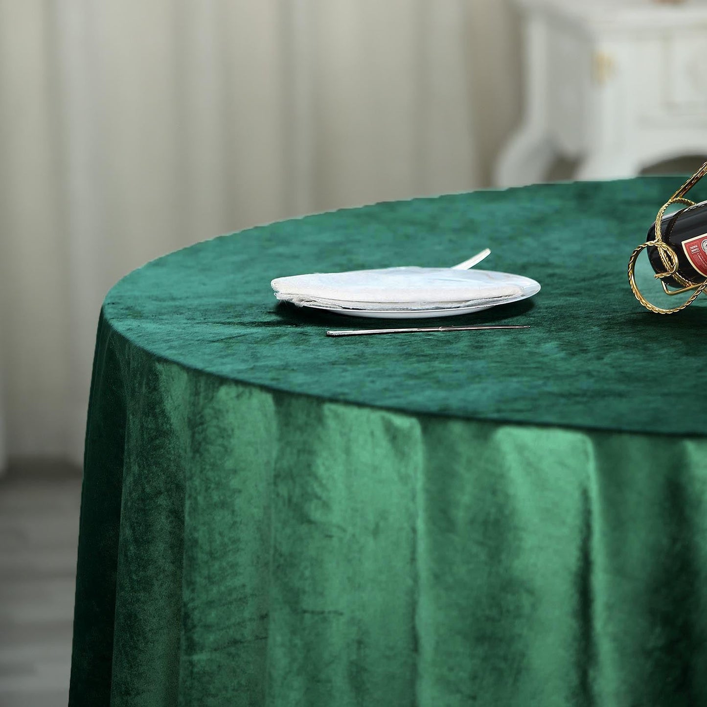 120inch Hunter Emerald Green Seamless Premium Velvet Round Tablecloth, Reusable Linen