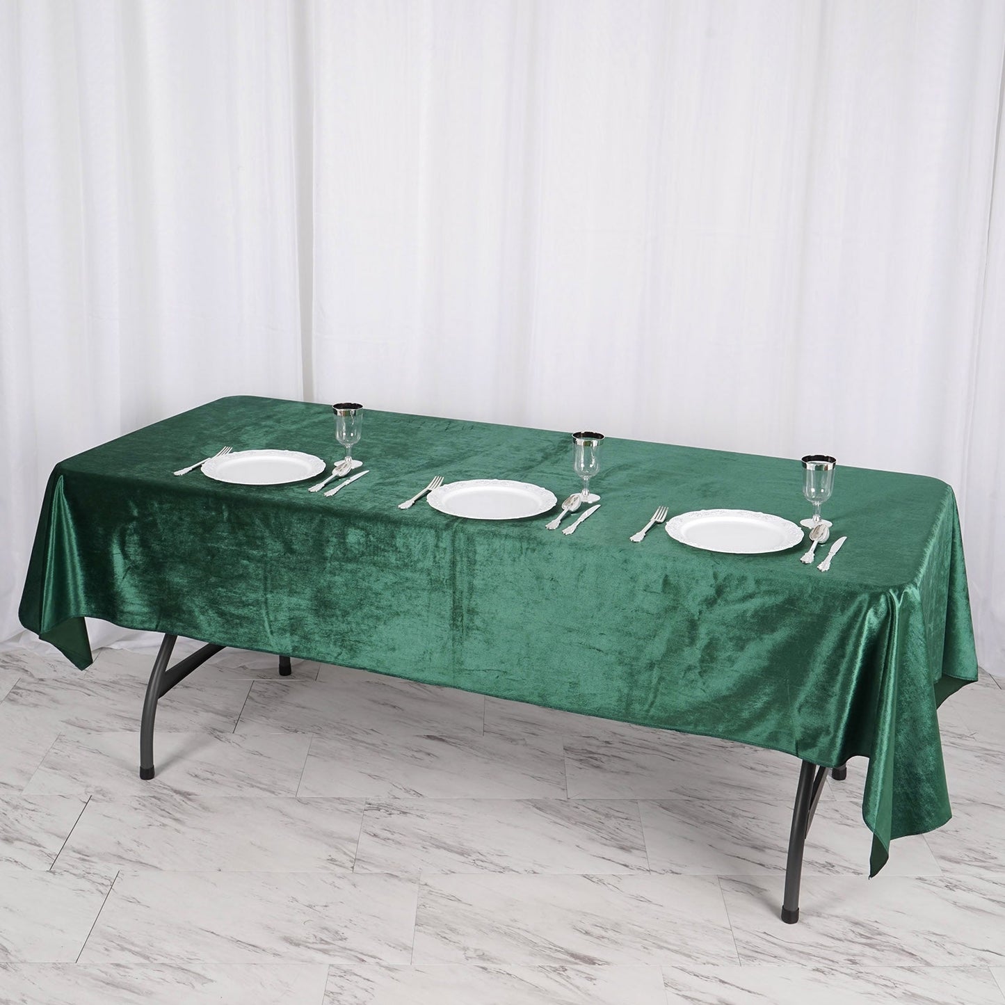 Seamless Linen 60 Inch x 102 Inch Hunter Emerald Green Reusable Premium Velvet Rectangle Tablecloth 