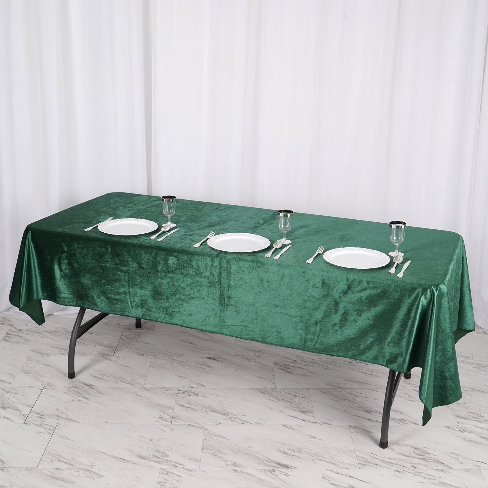Seamless Linen 60 Inch x 102 Inch Hunter Emerald Green Reusable Premium Velvet Rectangle Tablecloth 