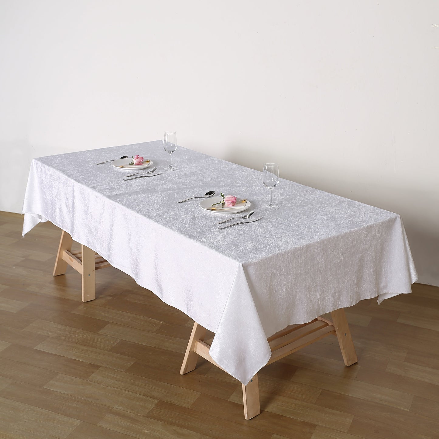 60"x102" White Seamless Premium Velvet Rectangle Tablecloth, Reusable Linen