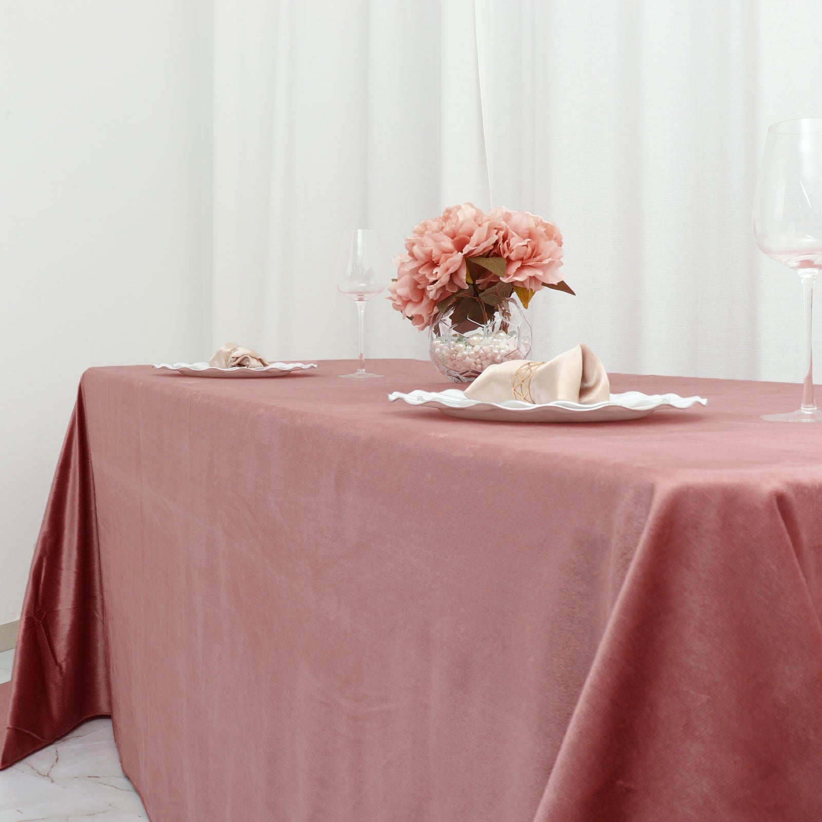 Premium Dusty Rose Velvet Rectangle Seamless Reusable Linen Tablecloth 90 Inch x 132 Inch 