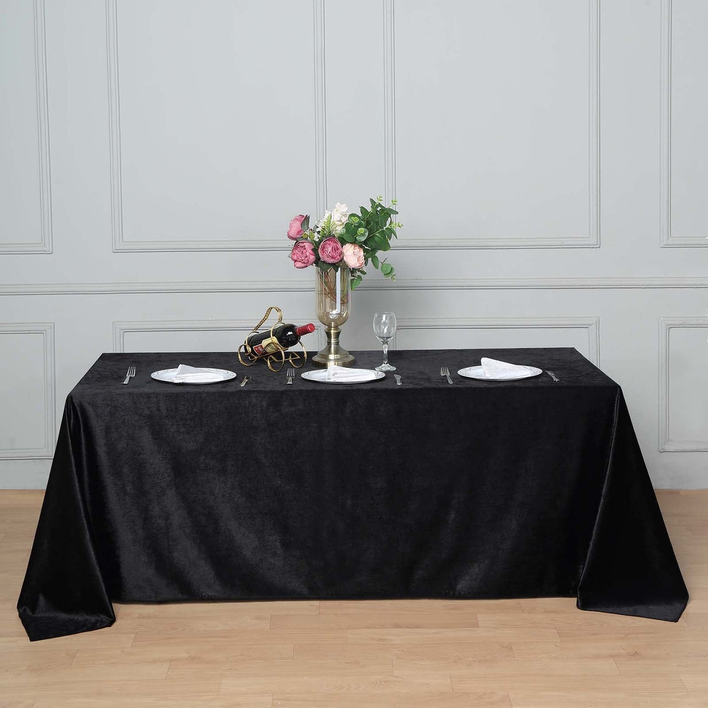 90"x132" Black Seamless Premium Velvet Rectangle Tablecloth, Reusable Linen