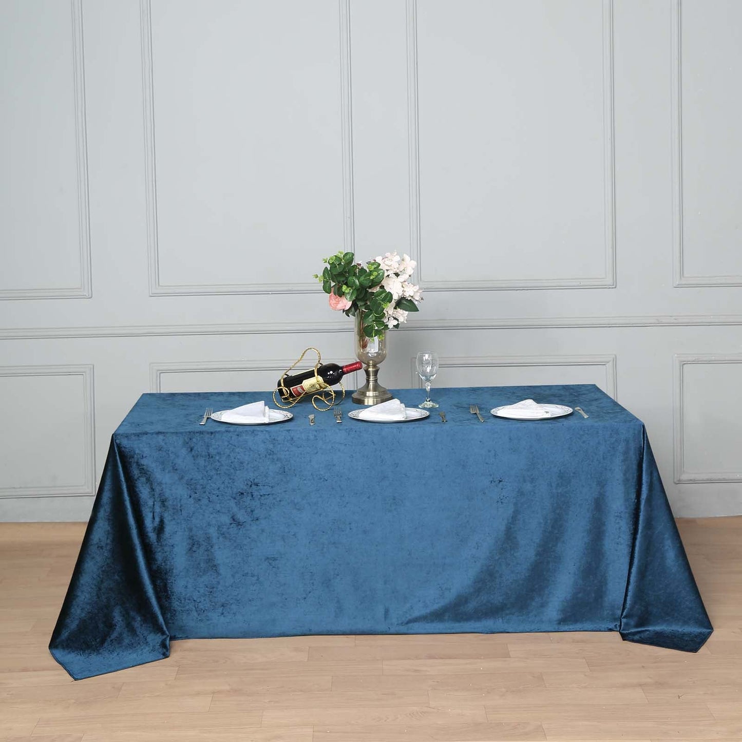 90"x132" Navy Blue Seamless Premium Velvet Rectangle Tablecloth, Reusable Linen