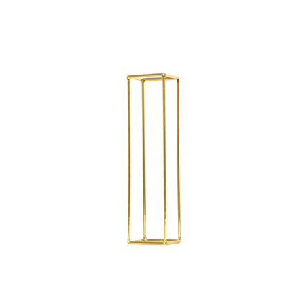 Gold freestanding 3D decorative wire letter "I" wedding centerpiece, 8" tall.